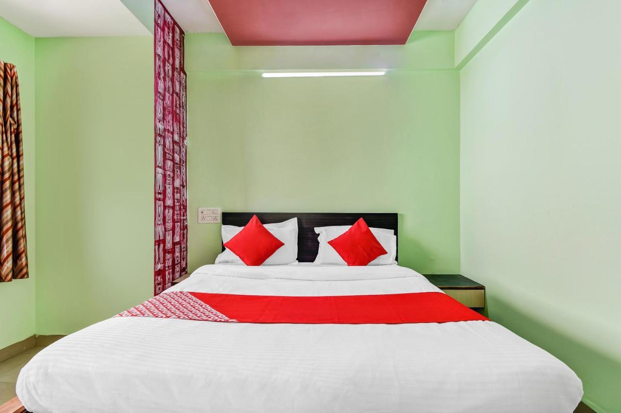 โอโย 45014 โฮเต็ล สามารถ ลอดจ์ Hotel โซลาปูร์ ภายนอก รูปภาพ